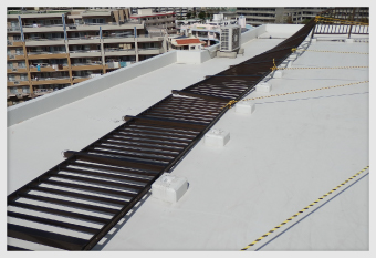 倒れてしまった柵