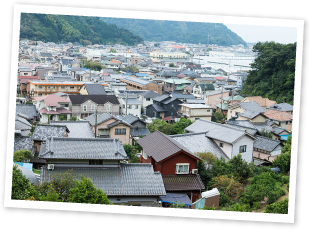 ご自宅近くにお住まいよりも高い場所から２階の屋根もチェック