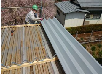 最適なメンテナンス方法、屋根カバー工法