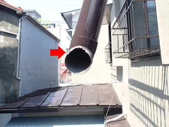 新宿区 外れた箇所は破損しているの部材ごと交換が必要