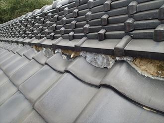 江戸川区　漆喰の割れ