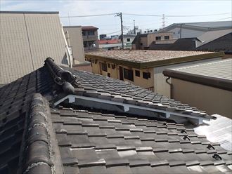 江東区で瓦屋根からコロニアルクァッドへ屋根葺き替え、屋根の様子