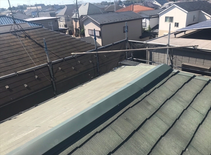 新規棟板金取付け
