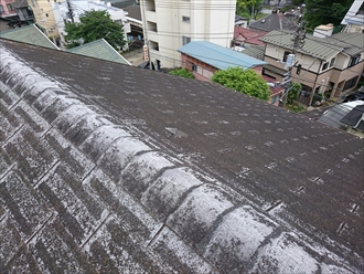 剥がれた面とまだ少し残った面