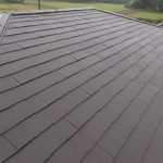 ガルバリウム鋼板製の屋根材を使用した屋根カバー工事　施工前