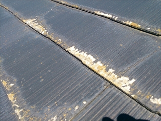 小金井市貫井北町で塗膜が剥がれたスレート屋根をカバー工事で直します