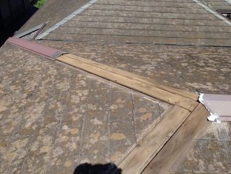 棟板金破損個所