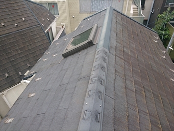 スレート屋根は雨漏りの原因ではありません