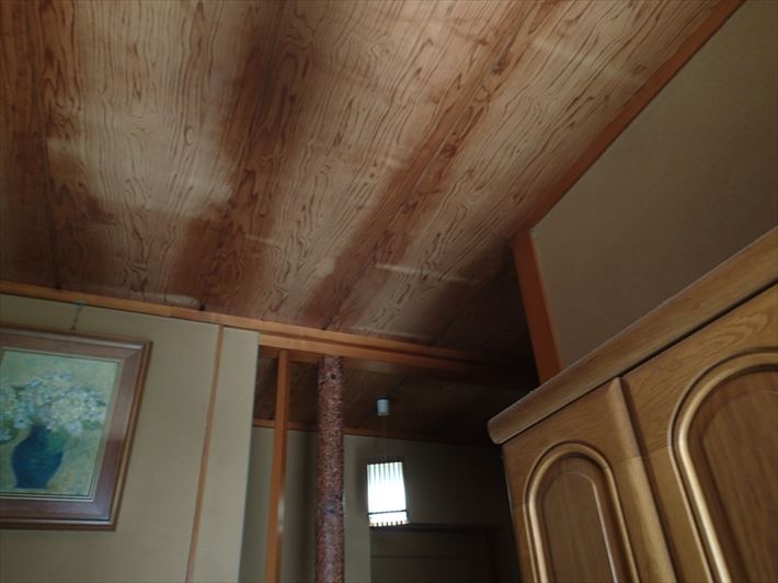 天井板のシミ
