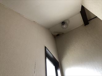 陸屋根の真下の部屋2