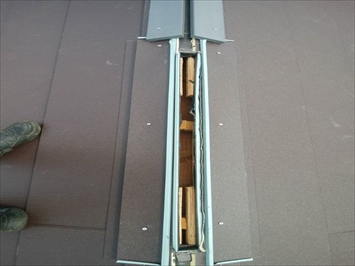 小屋裏の熱を逃がします