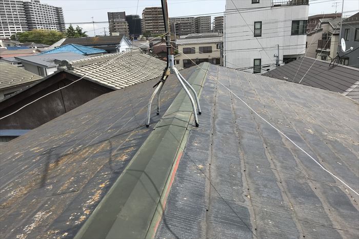築年数30年のスレート屋根の劣化