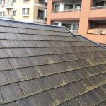 ガルバリウム鋼板製の屋根材を使用した屋根カバー工事　施工前