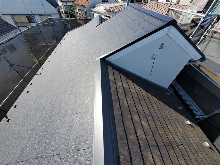 スレート屋根の屋根部分葺き替え工事