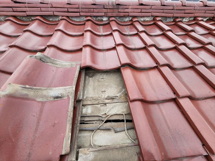 江戸川区一之江にて雨漏りが発生している瓦屋根の調査、屋根葺き替え工事をご提案