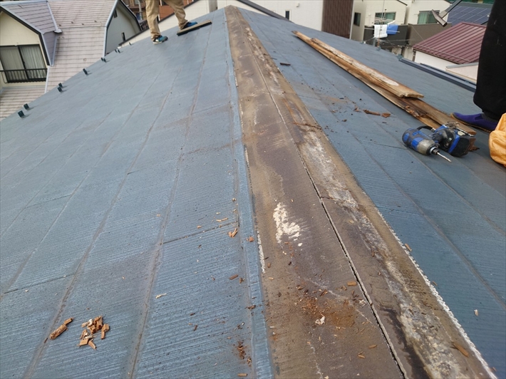 古い貫板の撤去