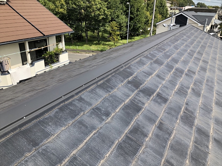 昭島市美堀町にて棟板金の指摘、通りがかりの業者にはご注意ください