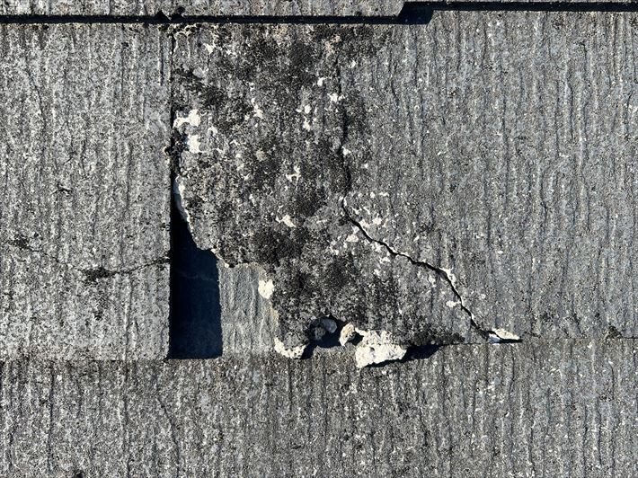 コロニアルneoの割れ、欠け