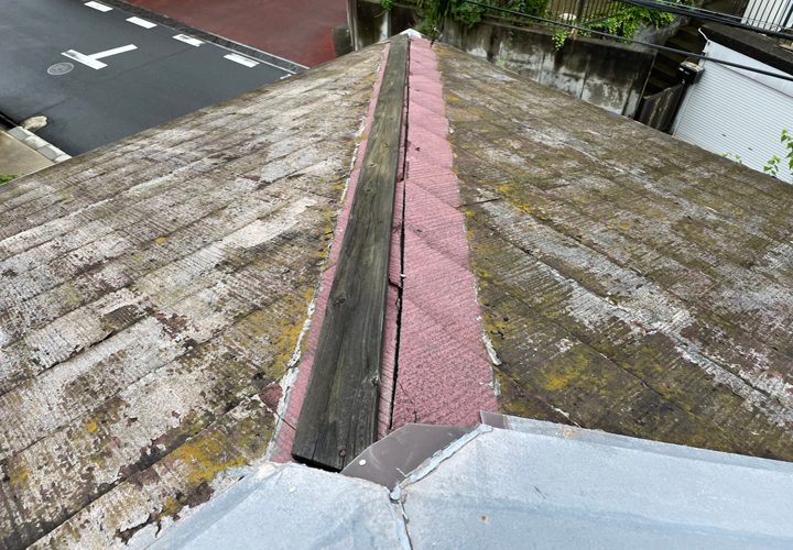 棟板金を交換