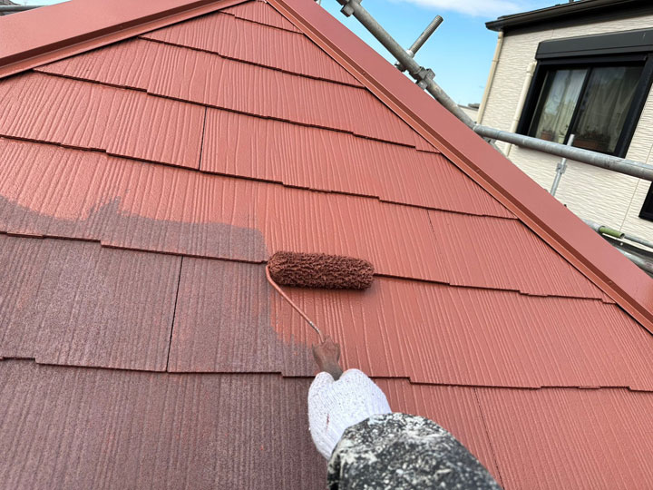 表面を保護するための屋根塗装