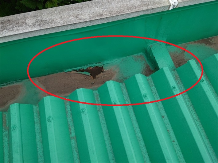 雨漏り箇所の真上