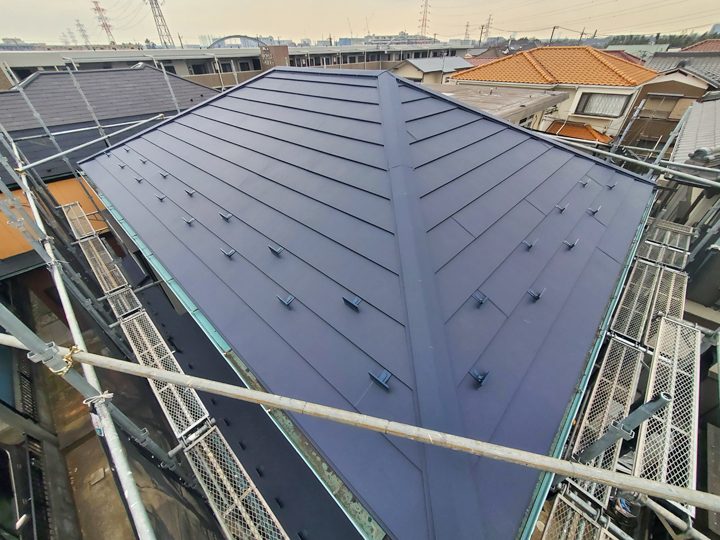 断熱材一体型ガルバリウム鋼板 スーパーガルテクト