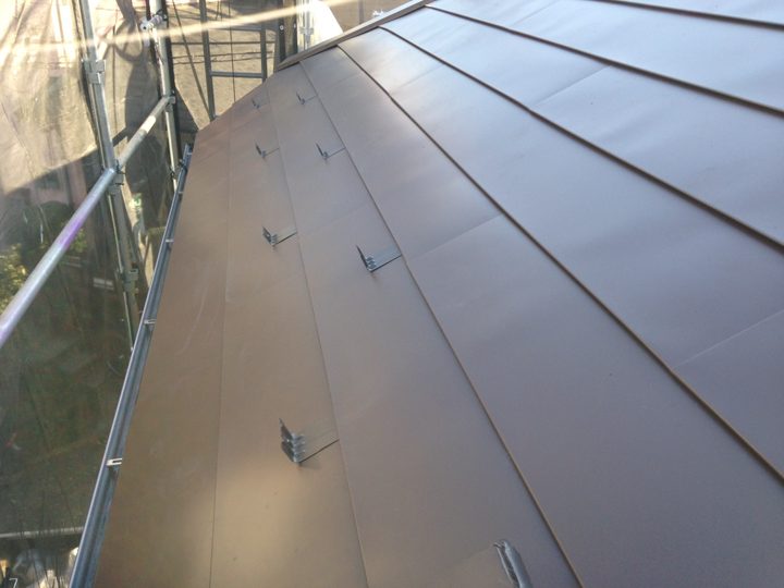断熱材一体型屋根ヒランビー