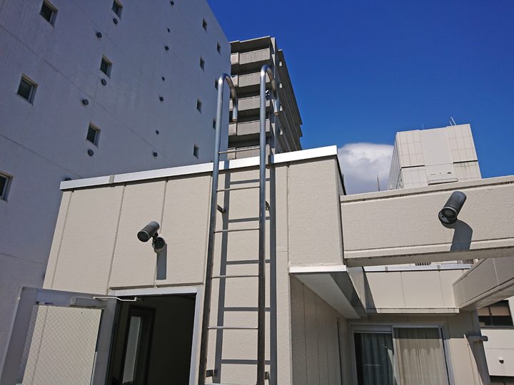 パラペットのある建物