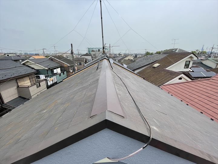 棟板金取り付け後