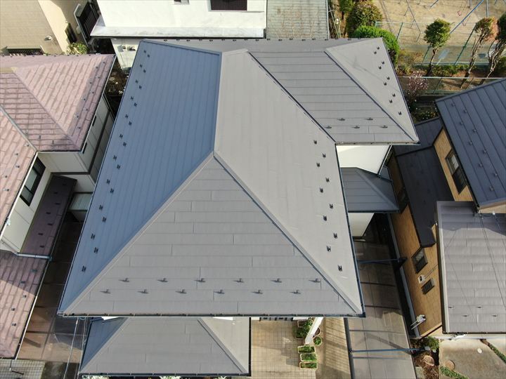 屋根カバー工事完了