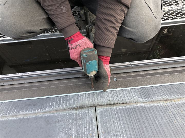 軒先唐草取り付け