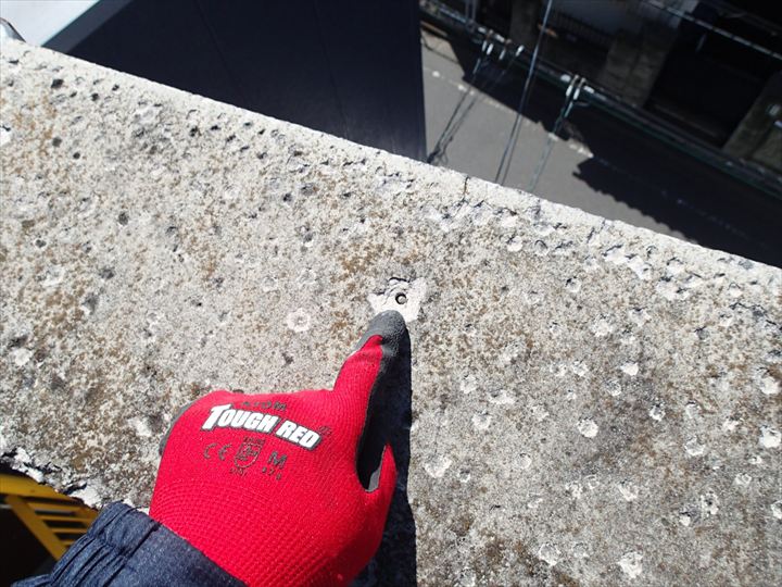 打ち付けられているままの釘