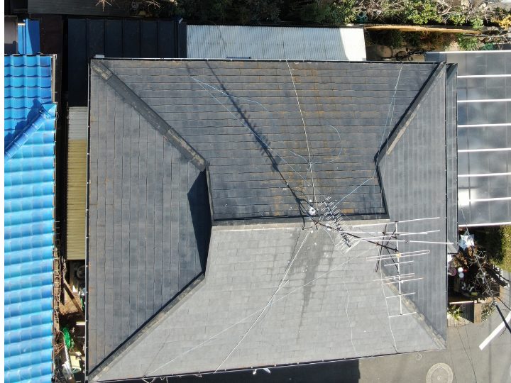 屋根の色褪せの状況