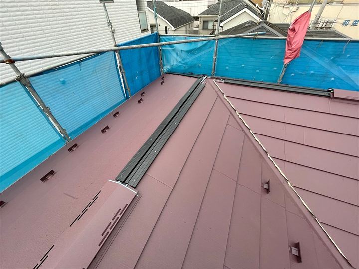 板金設置の様子