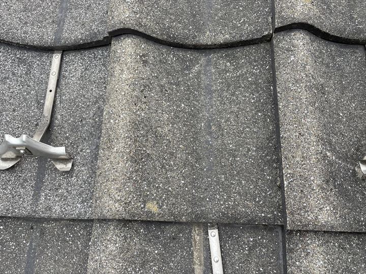 セメント瓦の様子