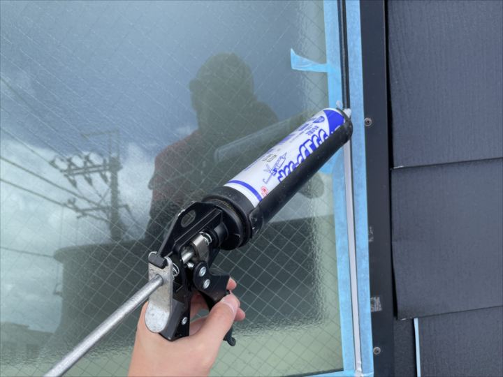 シーリング材の充填の様子