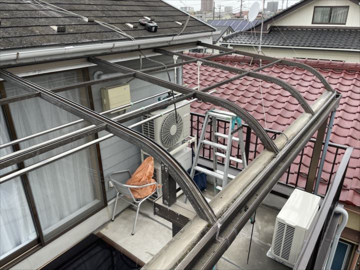 既存平板撤去後の様子