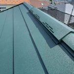 換気棟で通気を確保し、より小屋裏の暑さ緩和、結露対策を強化できます