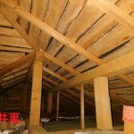 小屋裏の状態