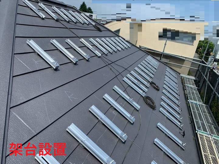 太陽光パネル架台の設置