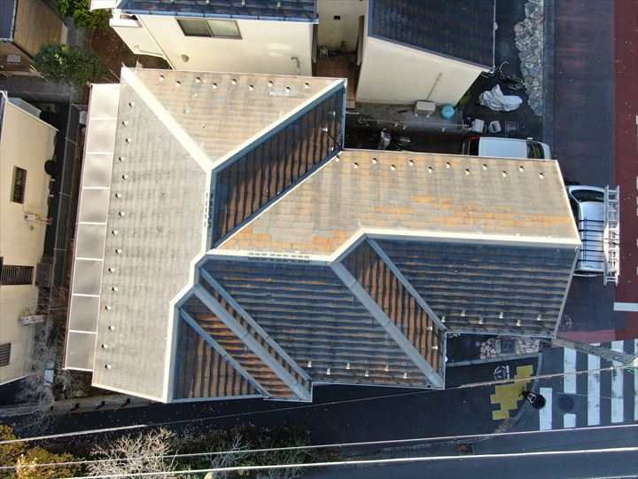 上空から見た屋根全景
